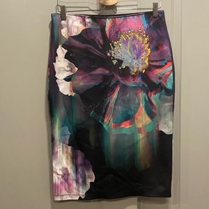 Apt 9 graphic floral pencil skirt - Large